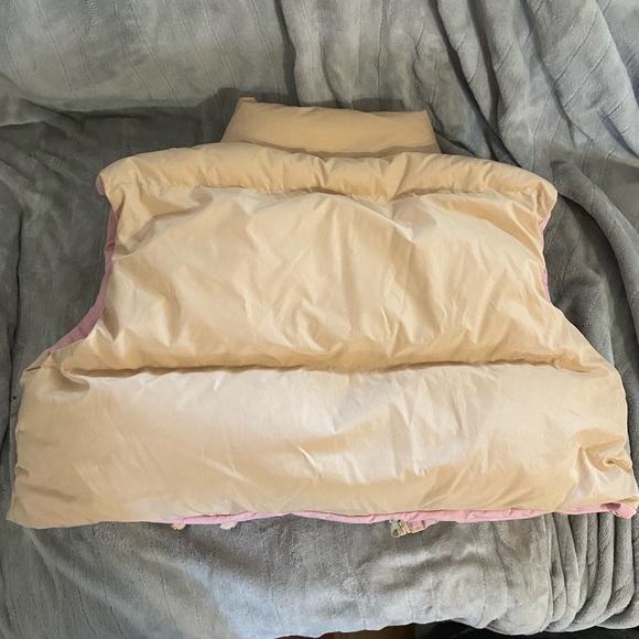 Zip up Drawstring Puffer - Picture 3 of 3